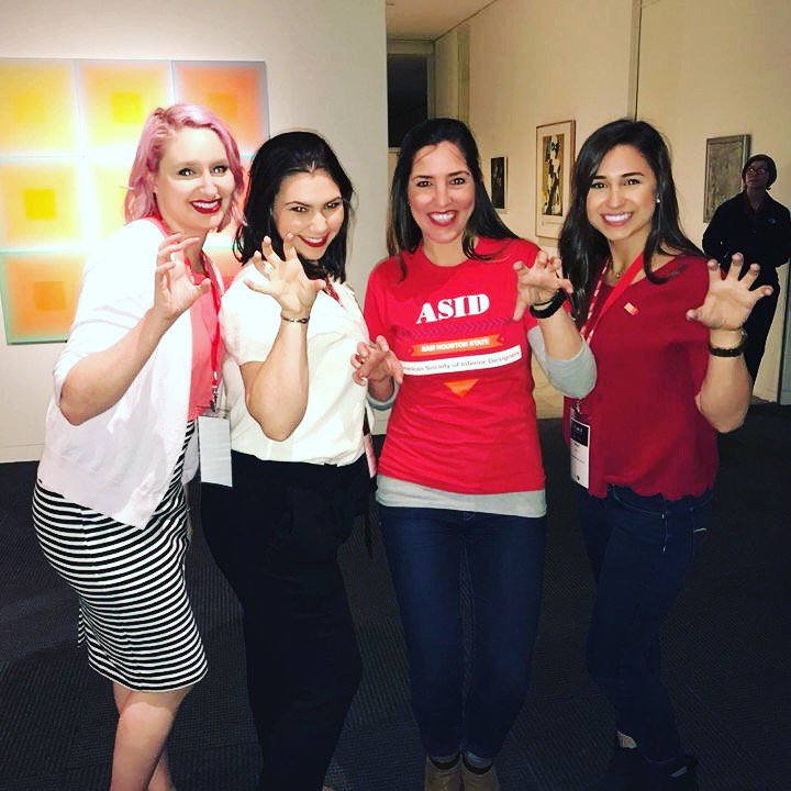 SHSU_ASID's tweet photo. Making sure @Tifferification showed us some Bearkat love! #shsu #shsuscale #scale #asid #scaleasid #asid https://t.co/HsdAvXScT8