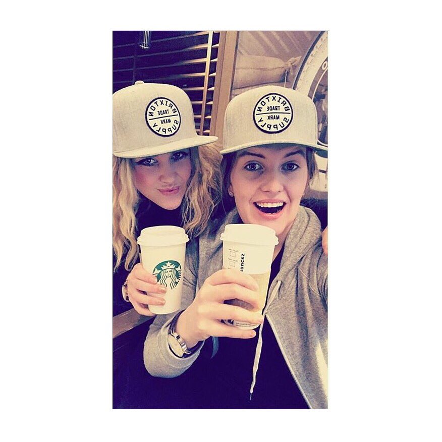 👯✈️🇺🇸