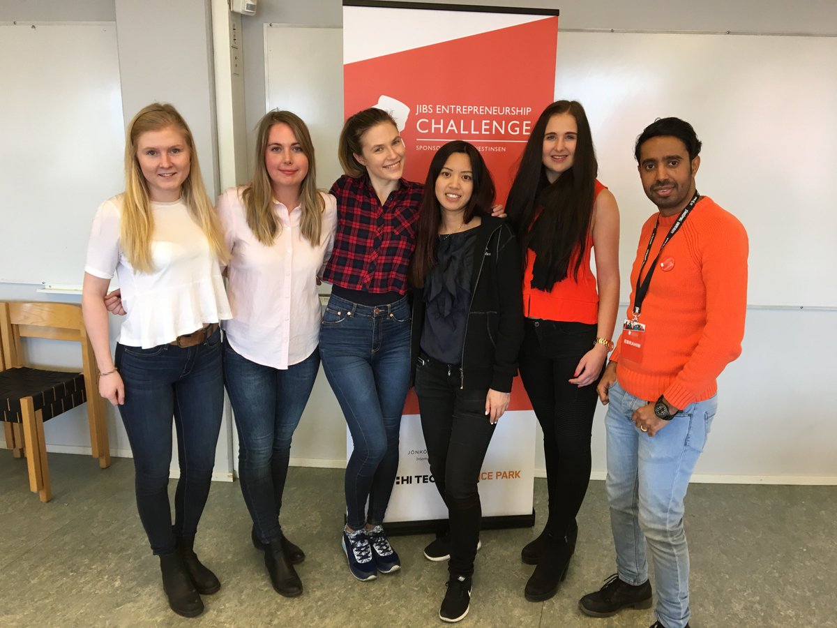 JIBSEC's tweet photo. Chalmers School of Entrepreneurship holding a seminar about Intellectual Property Strategies for the challengers! https://t.co/uj0XMOkch4