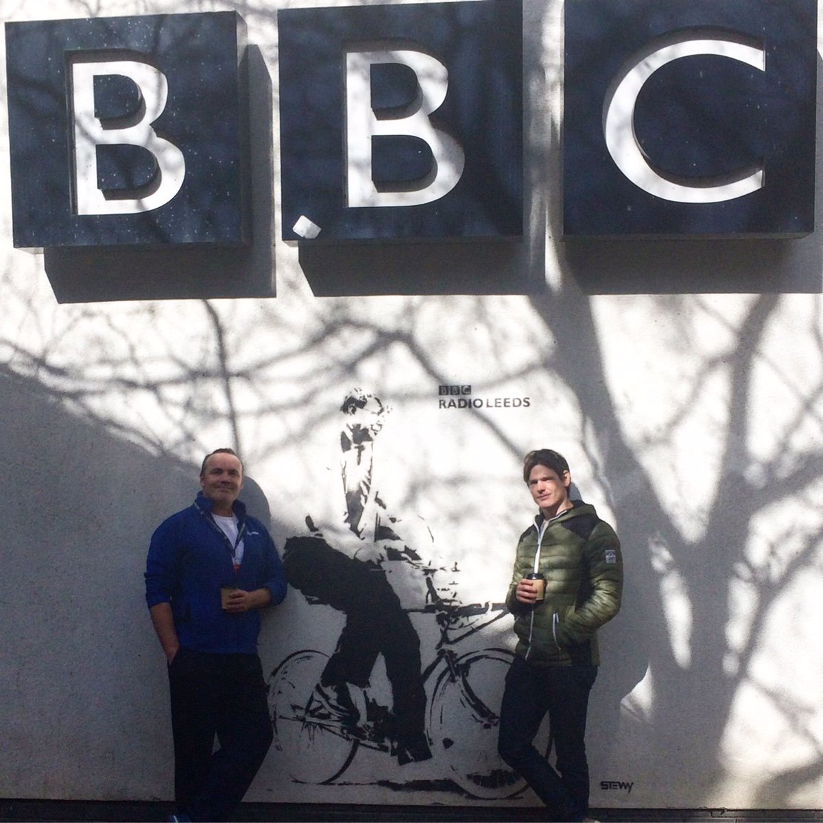 Royal_Armouries's tweet photo. Royal Armouries knight Andy Deane & Mike from @TheActionHorses had a great time chatting about the #KnightsApprentice weekend with @BBCLeeds https://t.co/eWZ0jFf9Zw