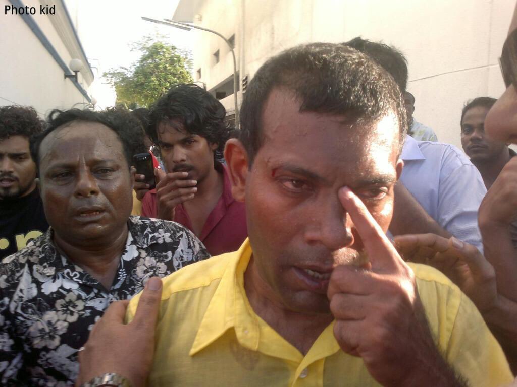 MrPhazyl's tweet photo. The Will of one Man.
#8thFebruary2012 
@MohamedNasheed https://t.co/1uAoqroA47