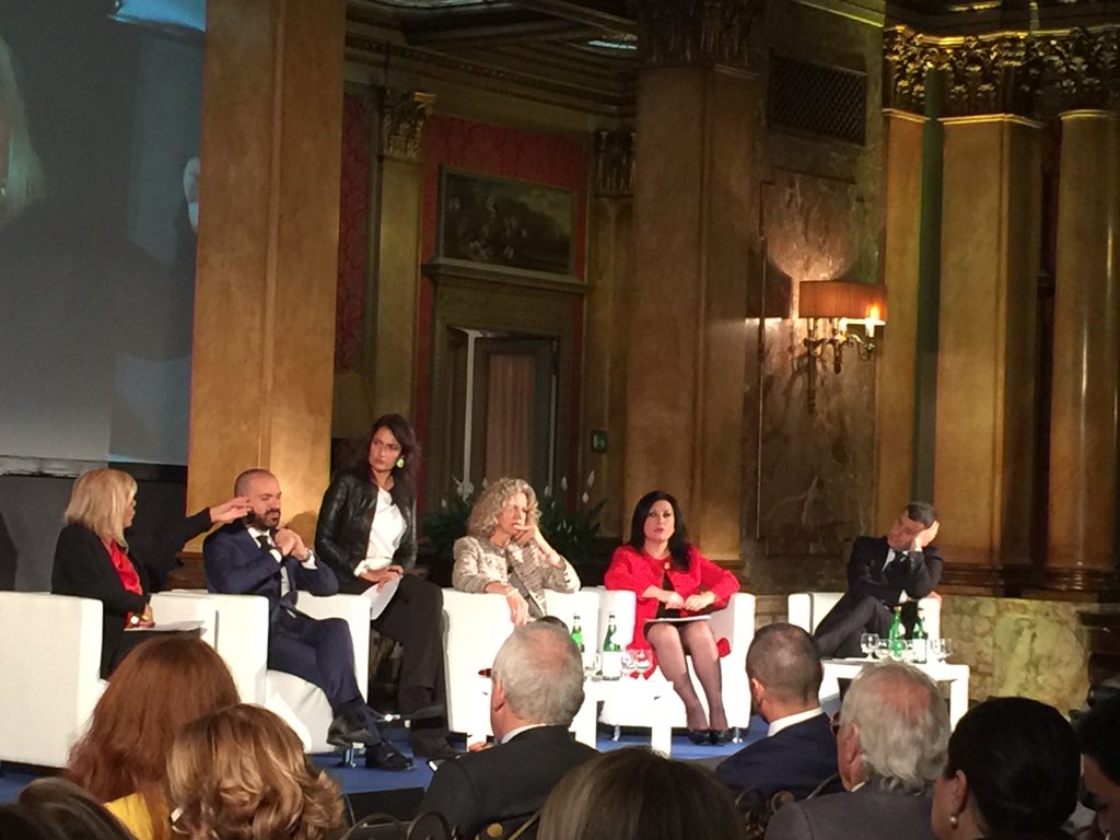 Federnotizie's tweet photo. #notaixilsociale L'Italia dei diritti civili https://t.co/2wID1YlYM6
