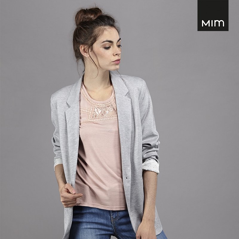 Mim_fr's tweet photo. Lundi sous le ☀️
Belle journée <3

Top : https://t.co/EC2JExTrXK
Blazer : https://t.co/7KrkPZxvHf https://t.co/ZB52ZEeuNr