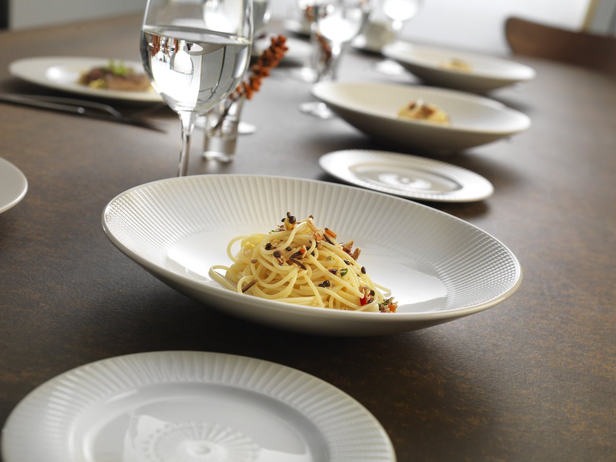 SteeliteEMEA's tweet photo. We're delighted to have been awarded the sought-after Red Dot Award for our new tableware collection Willow #outstandingdesign #innovation https://t.co/iZPSCgVeBh
