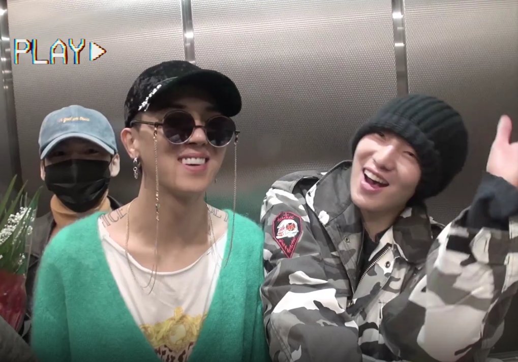 fostertherhcp's tweet photo. #Incles4WINNER D-1 💙💙💙💙💙 https://t.co/c9bAAhhdzW