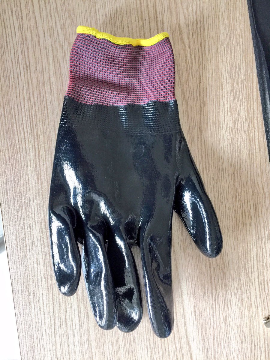bestsafechina's tweet photo. General Purpose #safetyglove #nitrilecoatedglove #bestsafechina #baianchina https://t.co/7LzsihDmS4