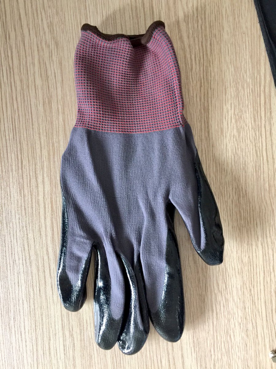 bestsafechina's tweet photo. General Purpose #safetyglove #nitrilecoatedglove #bestsafechina #baianchina https://t.co/7LzsihDmS4
