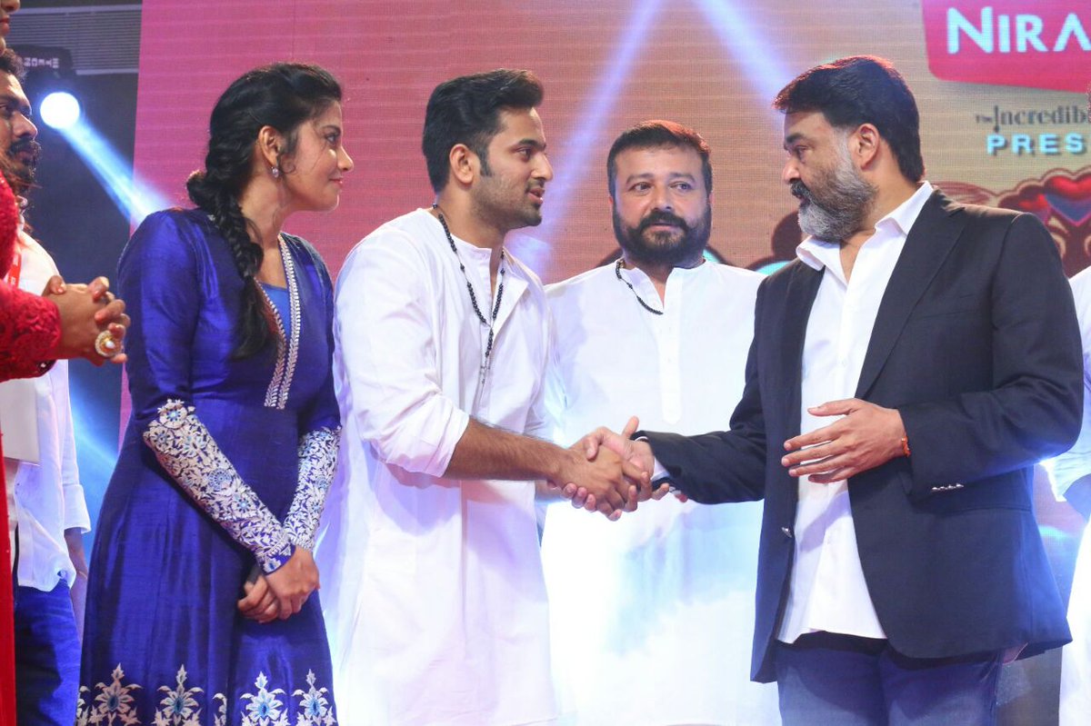 SshivadaOffcl's tweet photo. #Achayans muvi 🎼 launch,Happy to be part of dis team.Blessed to share stage with legendary #Lalettan
Spl thanks to #Ashwin for de costumes.. https://t.co/Bleir5HKJf