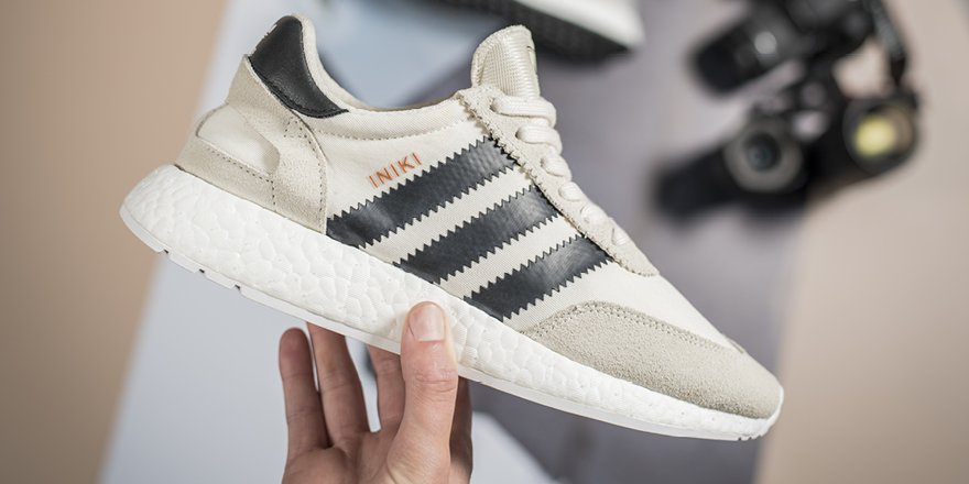 adidas iniki footlocker