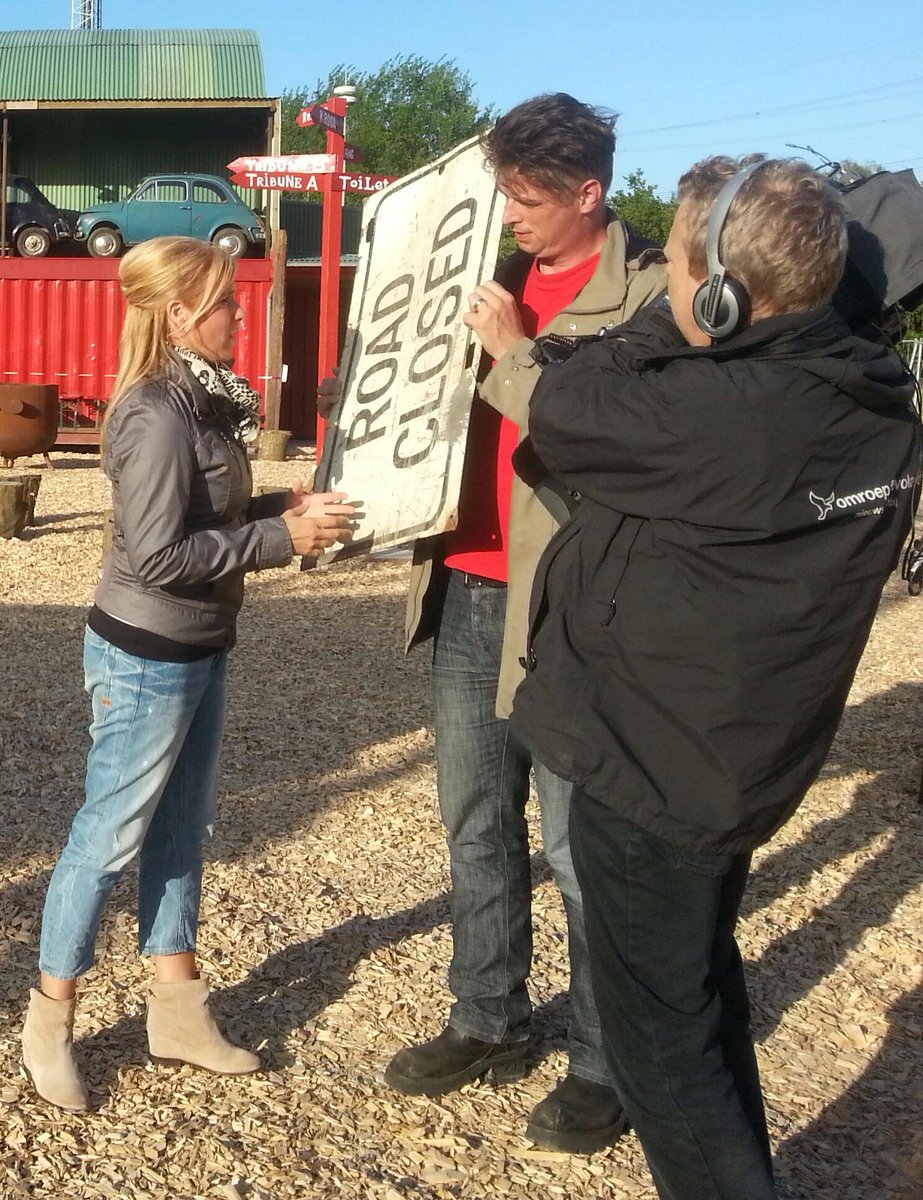 4e seizoen <a href="/maakhetmeetv/">Maak het mee!</a> helaas....check het FB bericht: facebook.com/maakhetmeetv/p…