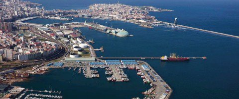.<a href="/puertoCoruna/">info Puerto Coruña</a> acoge la presentación del Proyecto Samoa | shar.es/1Q6XXT #marítimo #cadesum