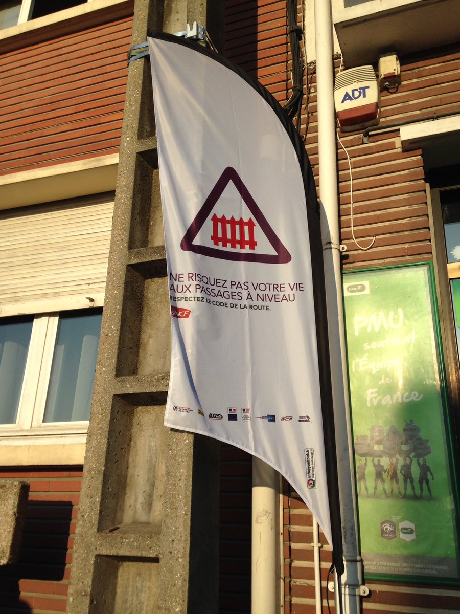 Edouard_Sauvage's tweet photo. C'est l'heure du bilan pour notre opération de prevention à Muille-Villette : + de 1000 automobilistes touchés.
Merci à tous!
@SNCFReseau https://t.co/oYmiBc6eaL