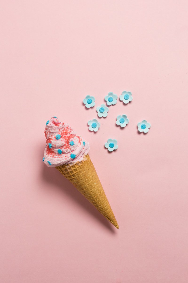 gelatissimo's tweet photo. Our latest limited edition Trolls flavour, Poppy's Frosting! It's definitely a hugfest! #BringHomeHappy https://t.co/of8CZ3giXC