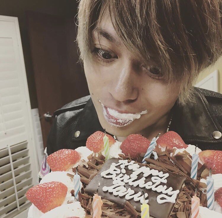 toooooru_10969's tweet photo. Toruの誕生日までに1207RT🎂

#ONEOKROCK 
#Toru
#RTした人全員フォローする 
#OORerさんRT 
#OORerさんと繋がりたい 
#拡散希望 

なかなか難しいかな😅😅😅 https://t.co/iamMfG2vXl