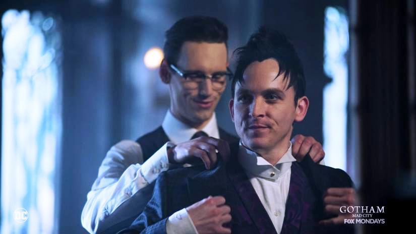 googletvxyz's tweet image. #Gotham Season 3 –  All New Episodes Beginning April 24th On FOX googletv.xyz/gotham-season-…