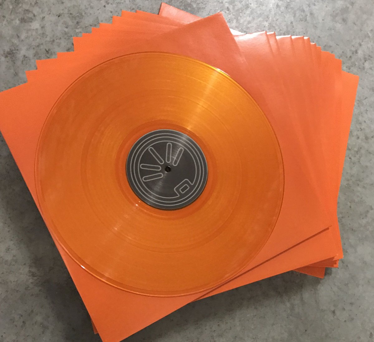 deejay_de's tweet photo. #vinyl #acidtechno
#ThomasPHeckmann- Acid Seduction 3 - Nozomi 303 on @AFUlimited
https://t.co/dK7kLCz2cE
#vinylsoundsbetter https://t.co/GIygaSl5rc