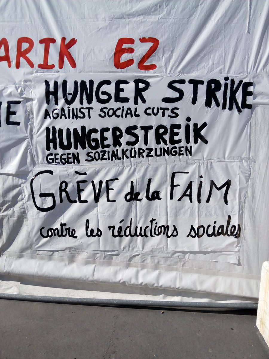 Komiteak's tweet photo. Acercate a arropar y dar apoyo a lxs huelguistas. Hoy proyectan en la carpa #Correscales, otra historia de dignidad #RGImurrizketarikEz https://t.co/82nnvmS2Gd