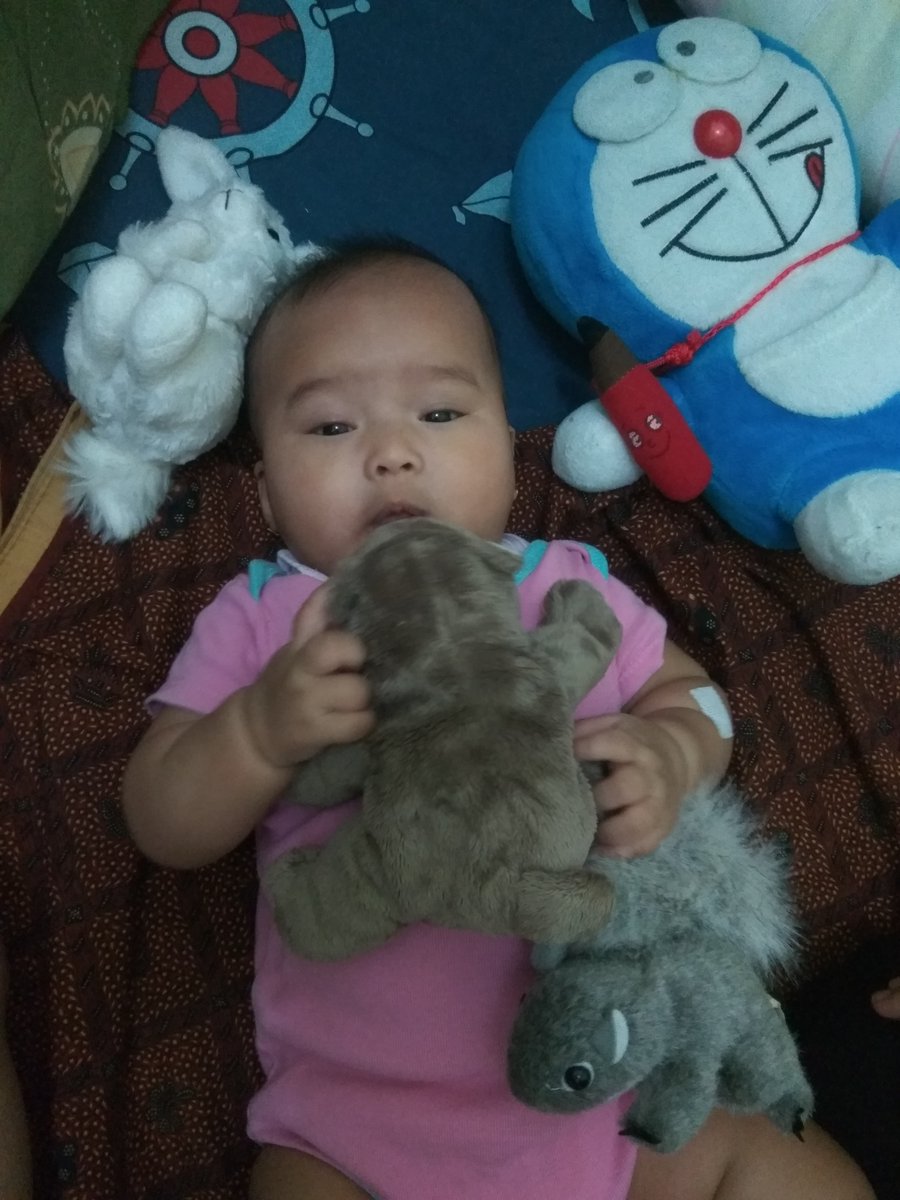 SherlyIL's tweet photo. cintanya bunda💞💋 https://t.co/dFOYBEzwKv