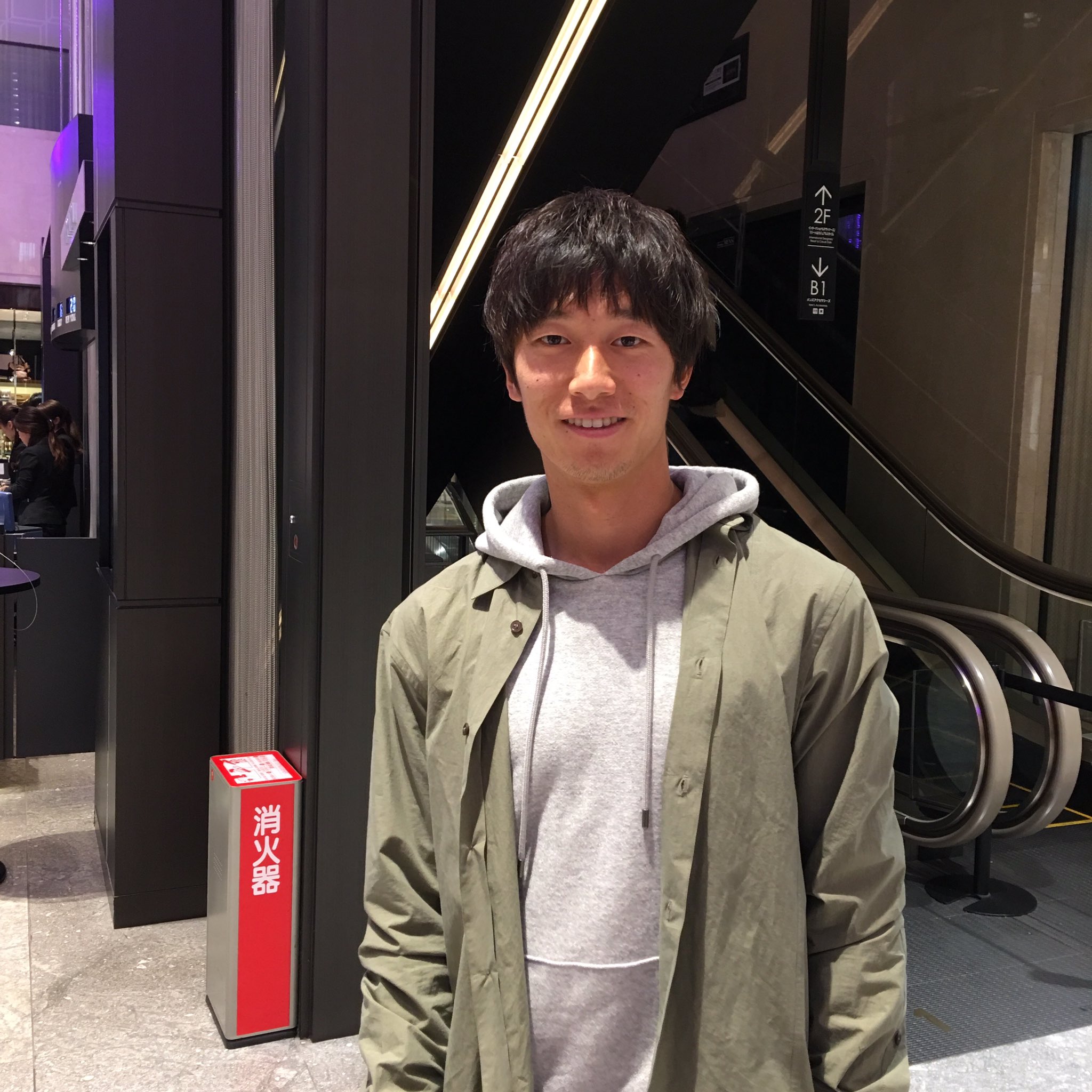 太田宏介 Kosuke Ota 街で室屋選手とたまたま遭遇 人懐っこくて優しいやつ 明後日誕生日か プレゼントは あげなくていいや 今週も頑張ろう 室屋成 Fctokyo 太田宏介 Kosuke Ota 街で室屋選手とたまたま遭遇 人懐っこくて優しいやつ 明後日誕生日か プレゼントは あげなくていいや 今週も頑張ろう 室屋成 Fctokyo