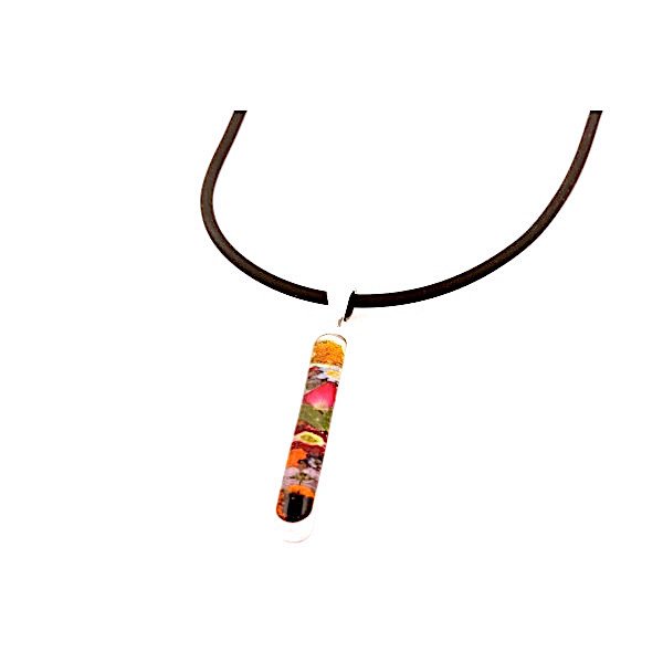 14 mei Moederdag!
Geef je moeder een mooi Fair Trade sieraad en maak een andere moeder ook heel blij!
mu-sieraden.nl