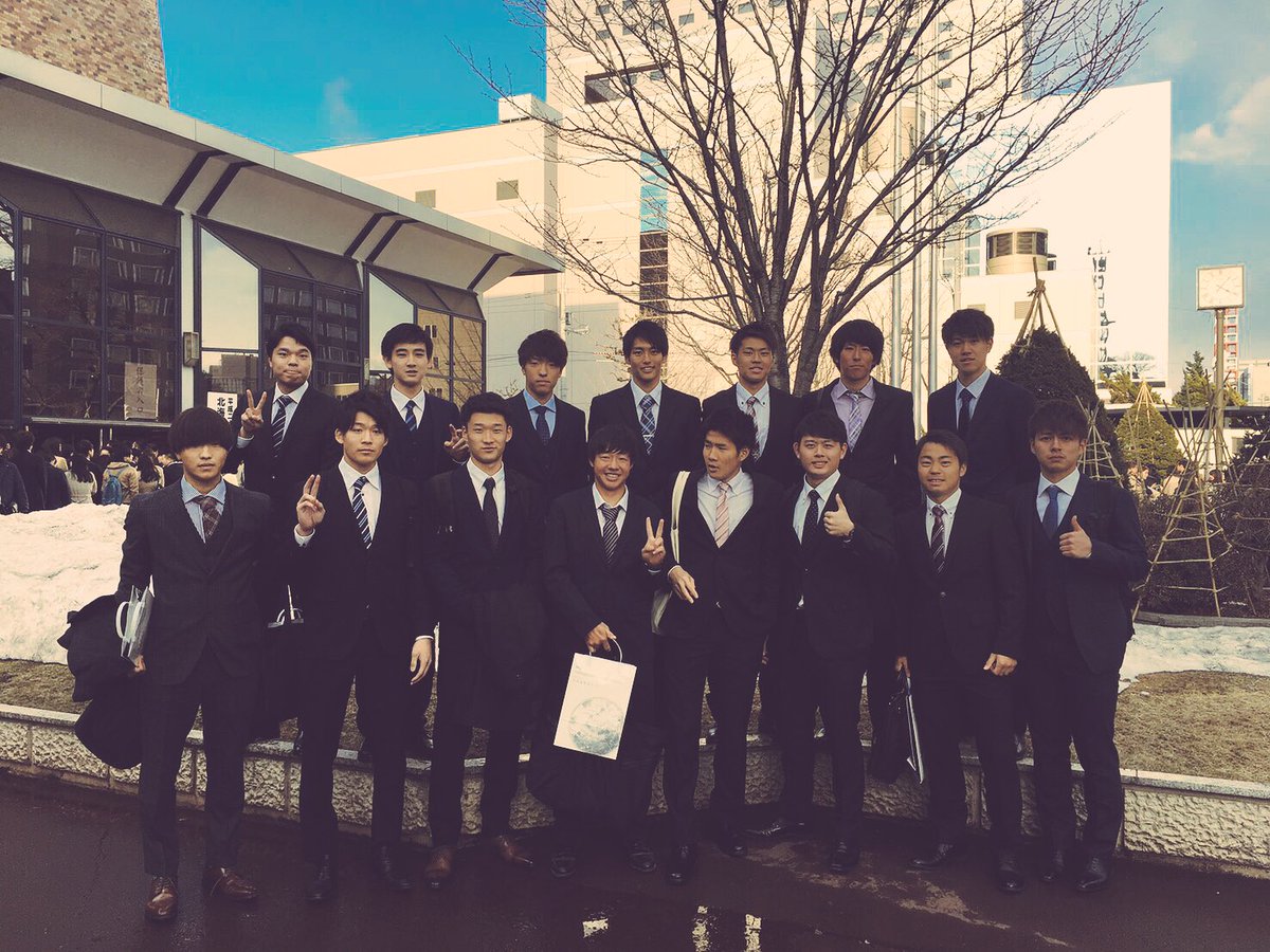 R1116S's tweet photo. 昨日でしたが北海道教育大学岩見沢校に入学しました🌸 https://t.co/9pAwFsOEoP