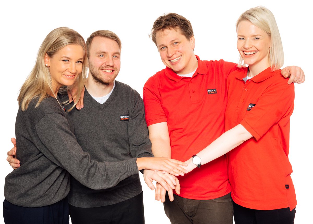 SectorAlarm_FI's tweet photo. Are you a sunny team player with a good sense of humor? We have a job offer for you https://t.co/TjISLdJk8a ! #rekry #suomi100 #sector100 https://t.co/i7pSKRRFVB