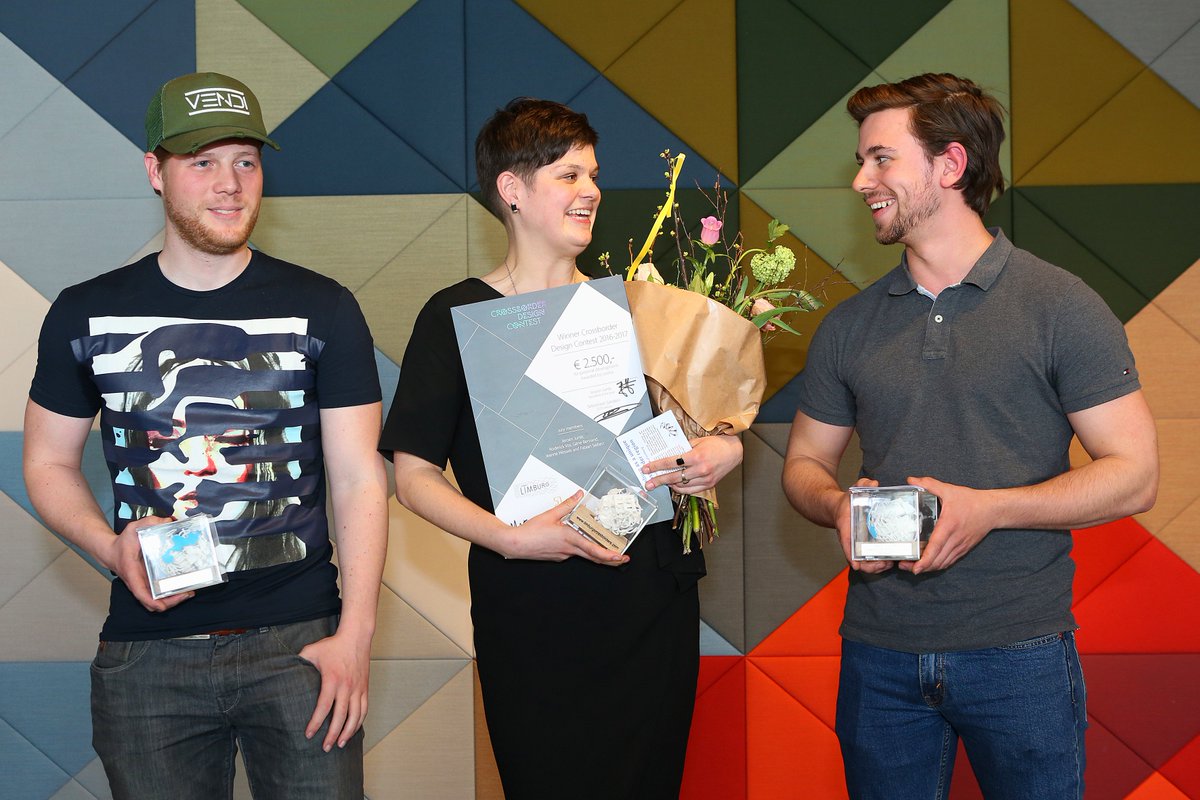 LimburgCB's tweet photo. https://t.co/mQlWO01LQ6 Designstudent from @CSM_news wins first #crossborder design contest #Limburg https://t.co/NN6w2BKPwM