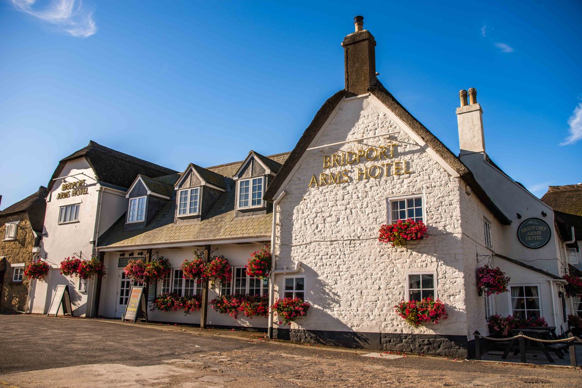 RecruitPalmers's tweet photo. Bridport Arms Hotel - West Bay recruiting Assistant Manager FOH &amp; housekeeping - contact Jenny reservations@bridportarms.com @palmersbrewery https://t.co/nLR4XcMpD6