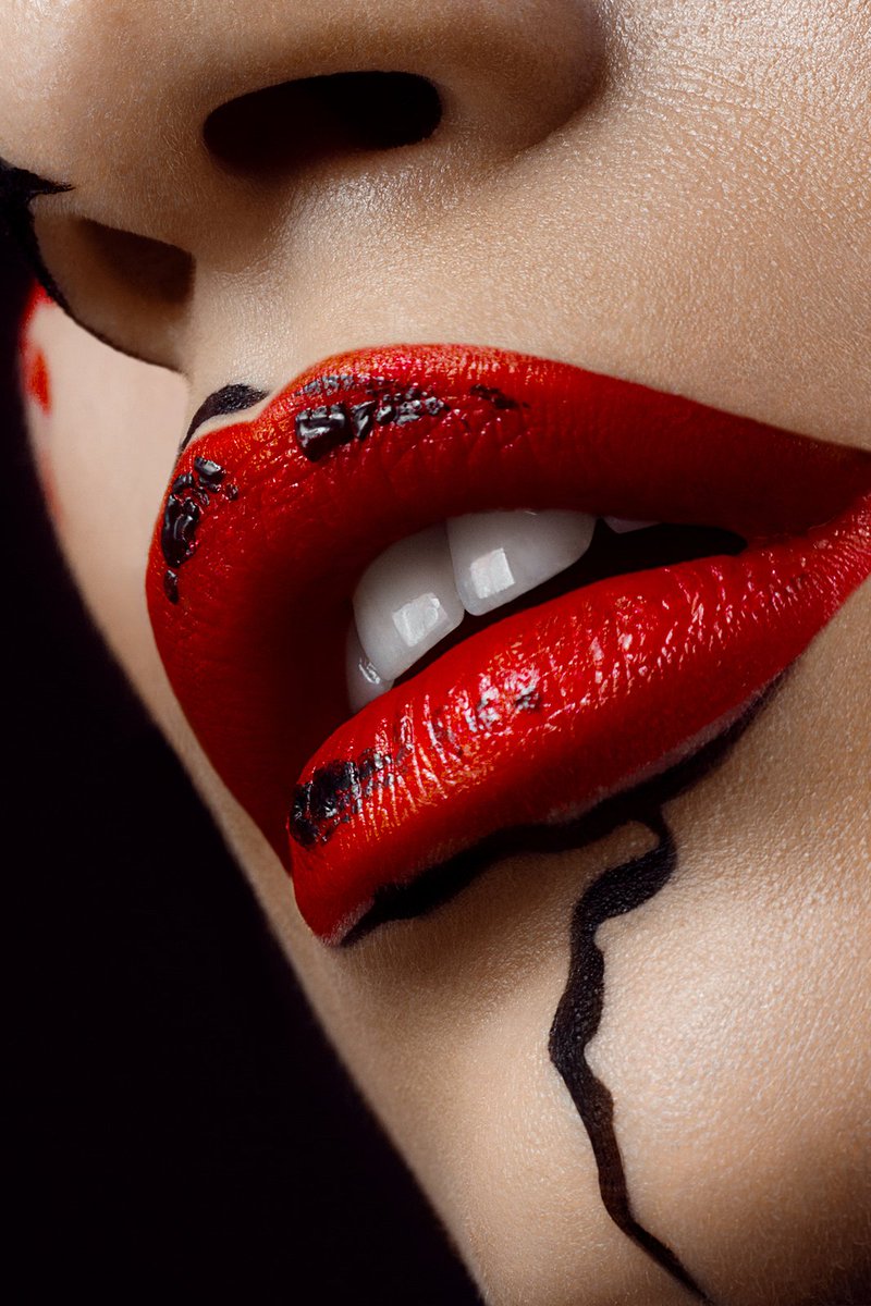 modemakes's tweet image. Reposting @tamezstudios:
Close up beauty, photo by Andrey Mashkov  #studiophotography  #love #editorial #beautyphotography #