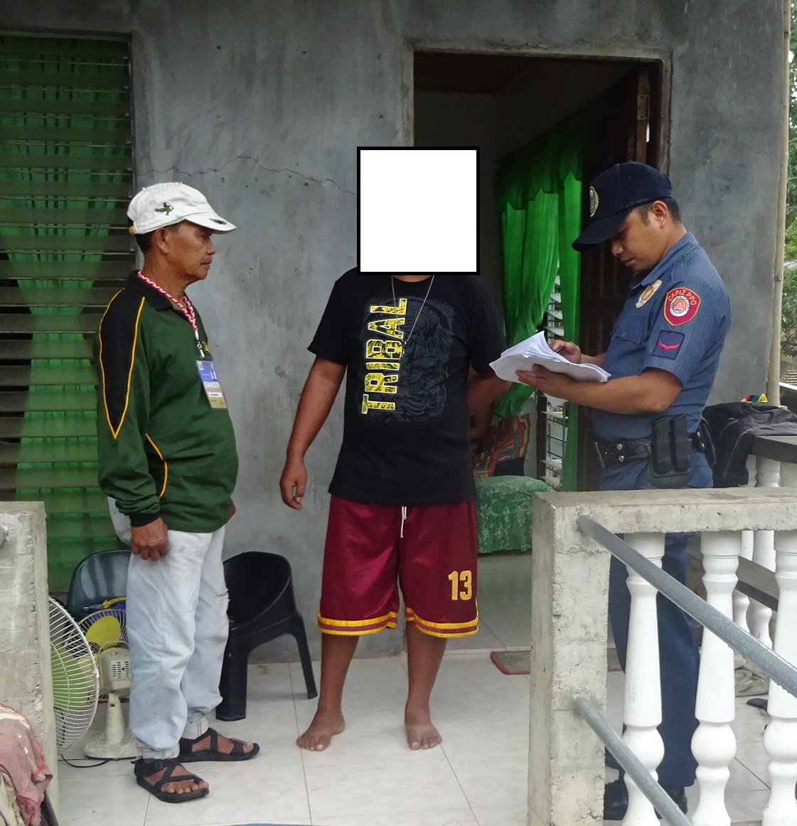 pnp_daoPS's tweet photo. #doublebarrelalpha PO1 Sion, Jr. w/ the BADAC member conducted Tokhang : re visit to the drug surrenderers @ Brgy. Balucuan https://t.co/0Ivqpp2SMp