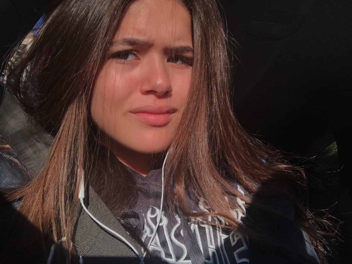 maisa's tweet image. minha cara pras pessoas q falavam q l Justin ia flopar em 1 ano e q eu n seria mais belieber com 10 anos