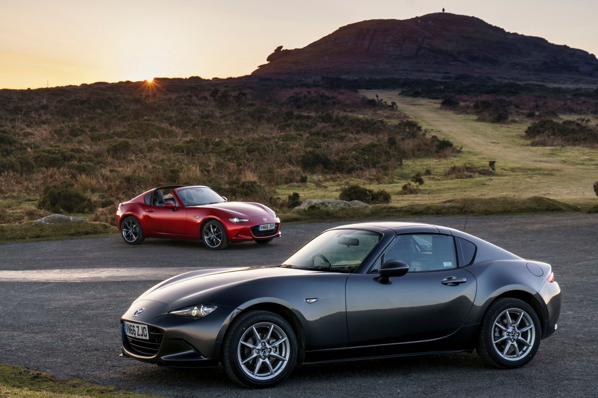 The all-new Mazda MX-5 RF has won a prestigious <a href="/reddot/">Red Dot</a> Design Award. insidemazda.co.uk/2017/04/03/all…