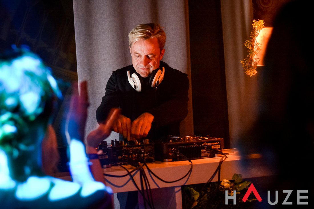 DBalss's tweet photo. Ogrēnieši bauda Nautilius kluba atmosfēru kopā ar DJ Norsky (FOTO) https://t.co/jP70lrQwYh https://t.co/hTOGryx9hd