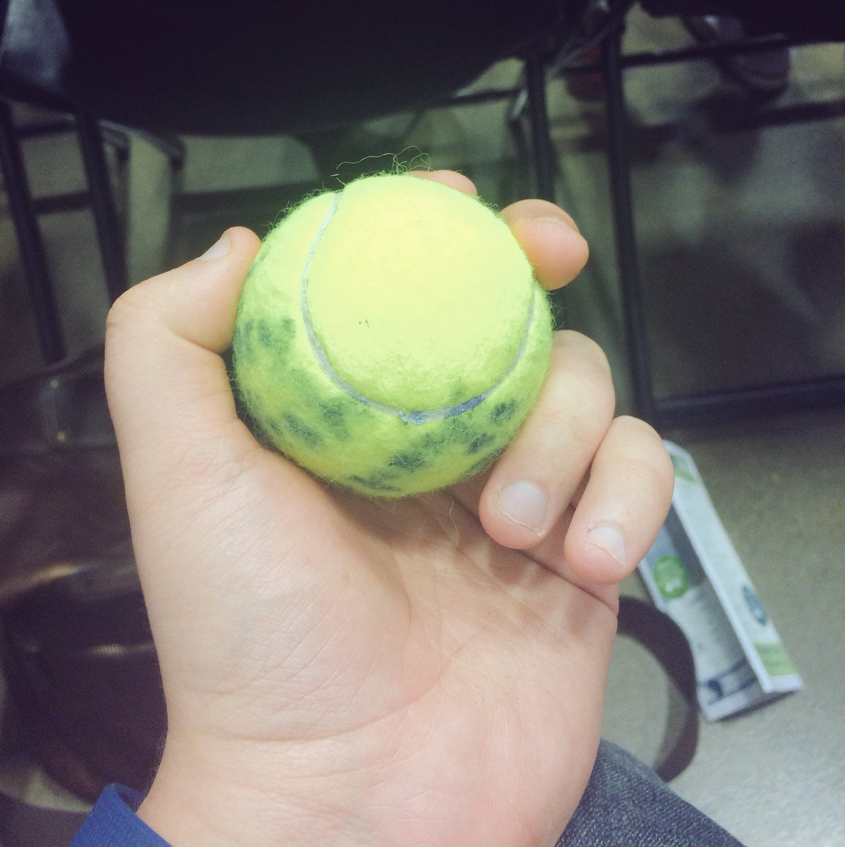 Hakuna_MN's tweet photo. Passing around the tennis ball to think of policies that are important & remind us that we are a team. #swdac2017 #socialwork https://t.co/RWplqz2dTm