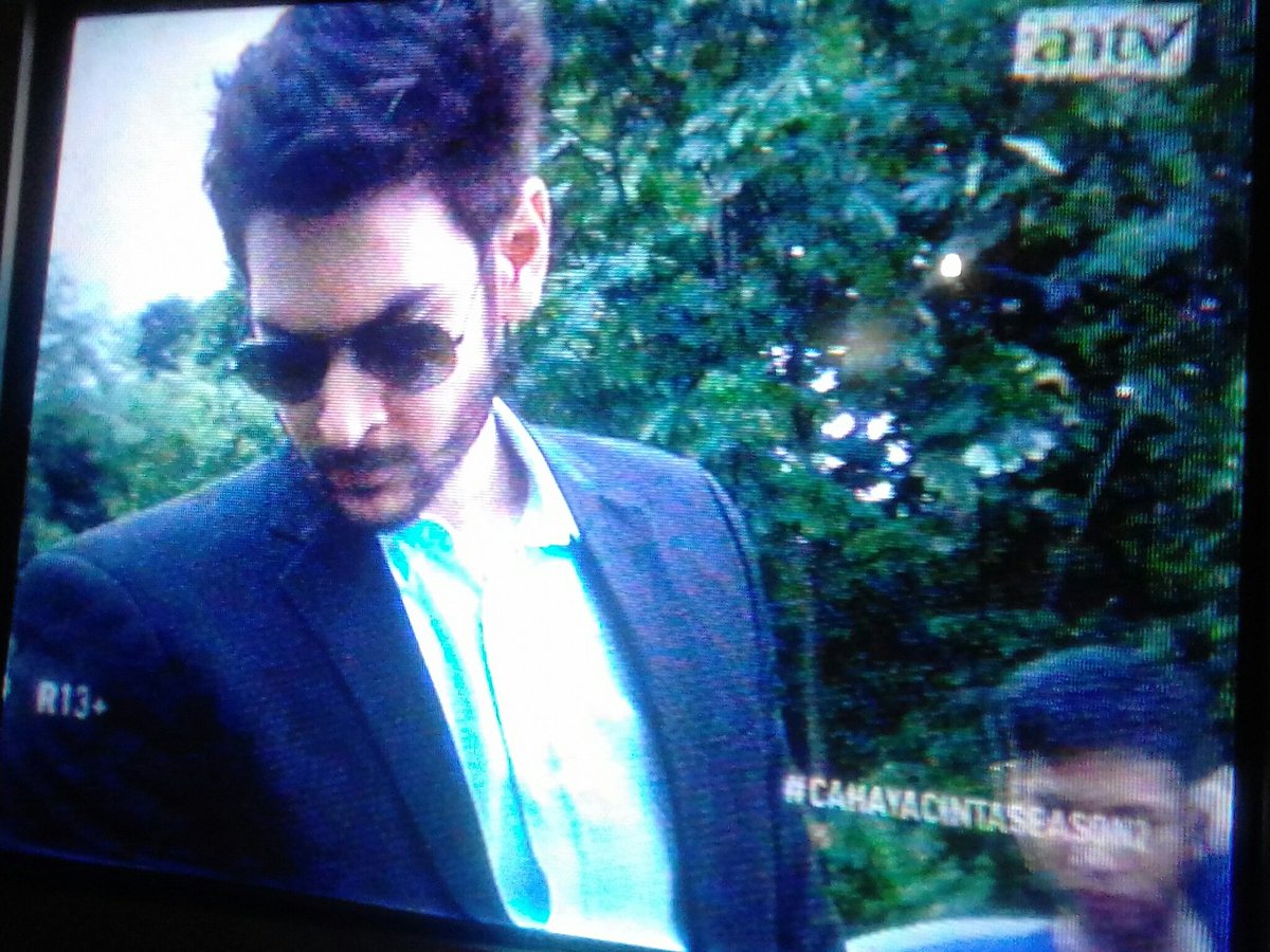 dwi_muya's tweet photo. Ehhh ada Shivin 😍
@SeriesANTV #CAHAYACINTASEASON2 https://t.co/tAgVfd6bZX