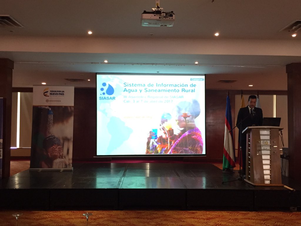 SIASAR_ORG's tweet photo. Dando comienzo a la III Asamblea Regional General de @SIASAR_ORG #retoSIASAR17 ¡Bienvenidos! https://t.co/ISzYRkqH0B