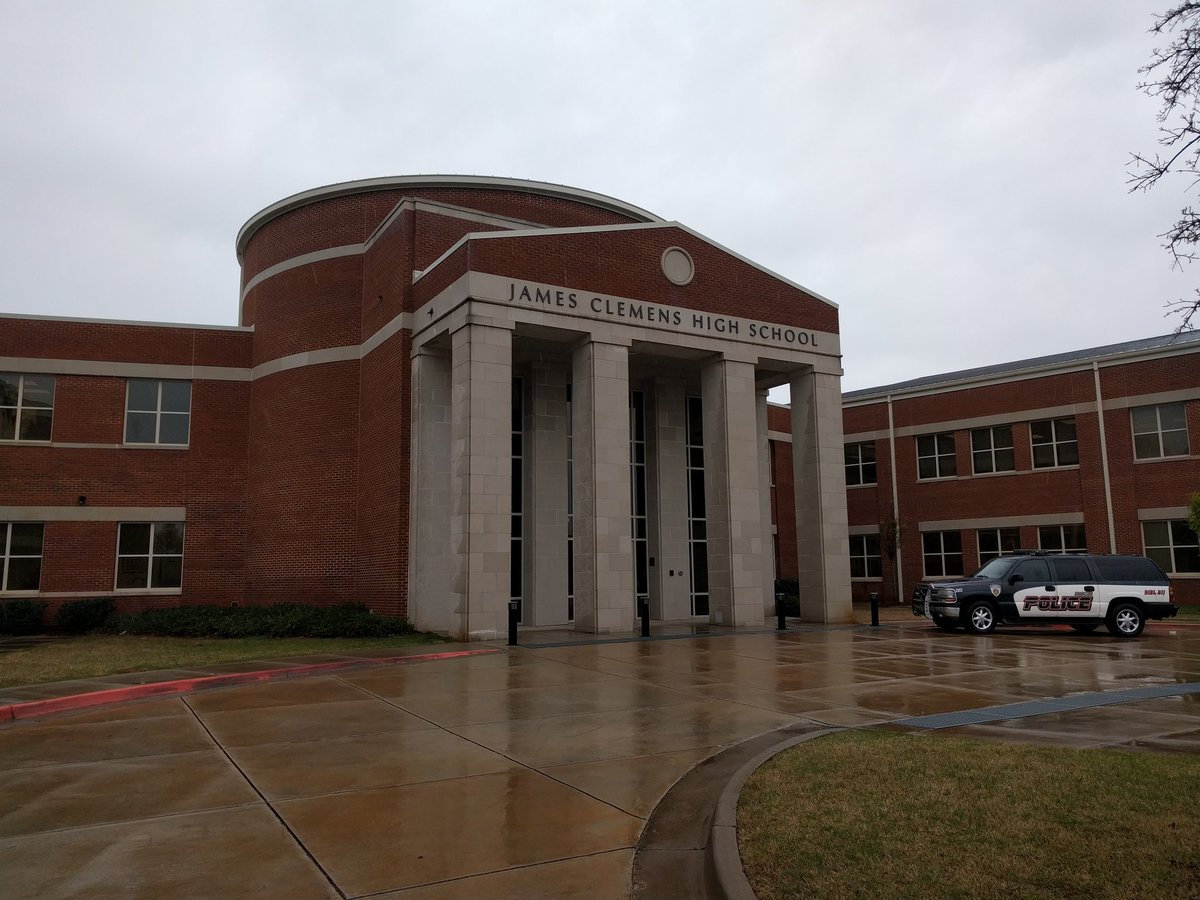 DanaDjacobson's tweet photo. Visiting @James_Clemens today.  It may be a rainy Alabama day, but the school climate is bright and sunny! @madisonschools @AlabamaDeptofEd https://t.co/dqgXqL2YTk