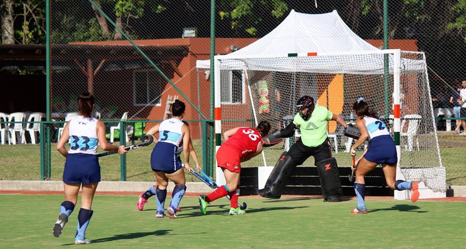 hockeyargplus's tweet photo. #Metro #DamasE3 🏑 ARQUITECTURA “B” GOLEÓ A G.E.B.A. “E” Y SE MANTIENE CON PUNTAJE PERFECTO ▶️https://t.co/Kuj7or6oBG https://t.co/8nRBWlTQYK