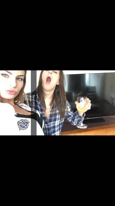 @xoxoashleyadams I misssssssss my roommate !!!!!!!! Surprised anyone can take us seriously ever 😂 https://t<a class="tags" href="/tag/xoxoashleyadams">@xoxoashleyadams</a><a href="/tag/pornhusband"class="tags"><span>#pornhusband</span></a>