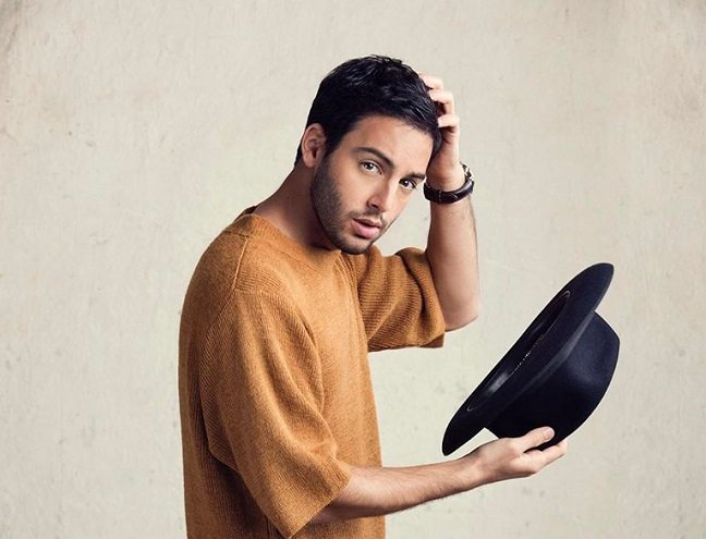 scandipop's tweet photo. While we've only heard 1 song, with 3 pics I can at least confirm the latest era of Darin's career to be his strongest in terms of jumpers. https://t.co/VFkJWkyLsw