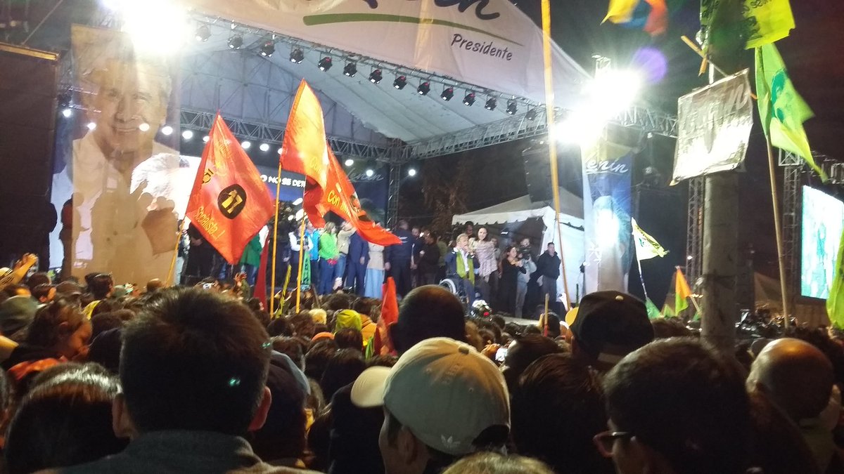 PalaciosLour's tweet image. Felicitaciones por el triunfo alcanzado. @alvaradorosana @fanderfalconi @RRII35 
Estamos con Ustedes.