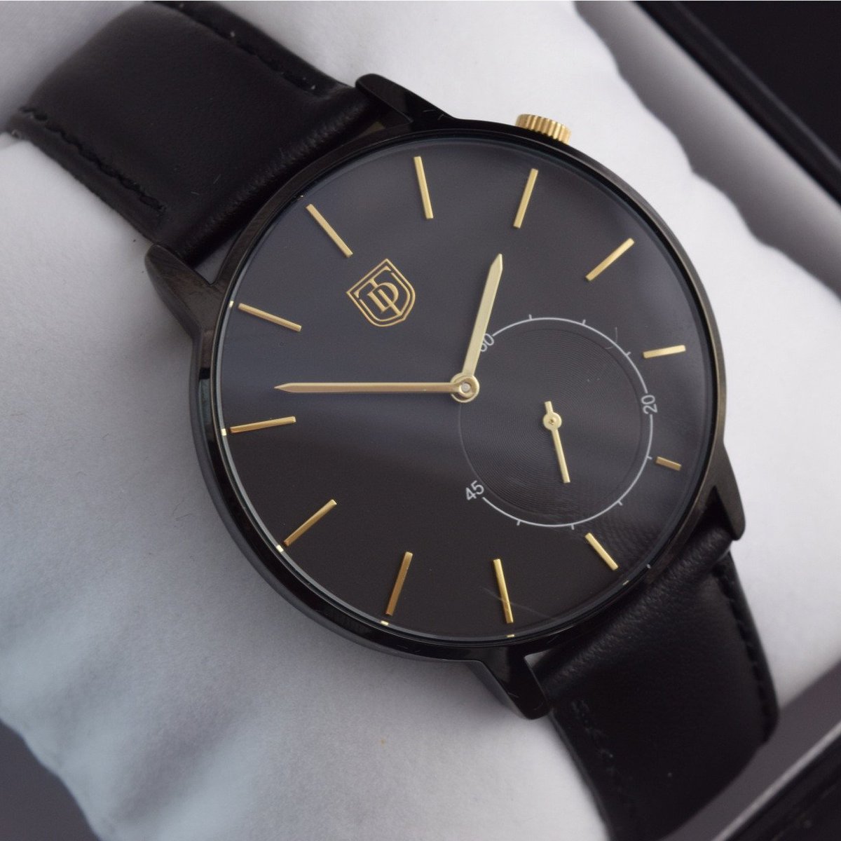 debonairtime's tweet photo. Starting the week off in style with the Ambassador Black Gold $80/£65 get yours at https://t.co/D2DR4tK7VC all orders include FREE shipping https://t.co/WPs2jMJEI1