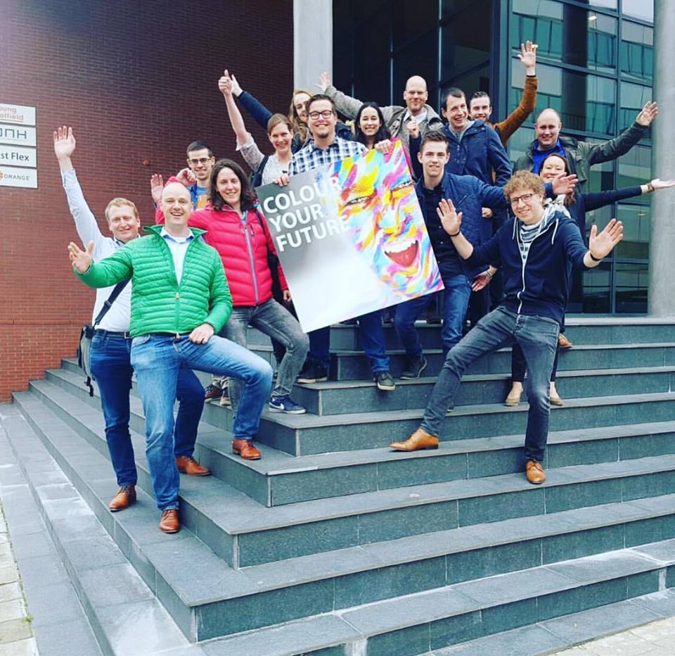 qnh_nl's tweet photo. Vandaag is het weer een QNH Introductiedag voor 16 gezellige, nieuwe medewerkers! Welkom en tot straks bij de borrel! #werkgever #IT https://t.co/CsQ6gkw5Ya
