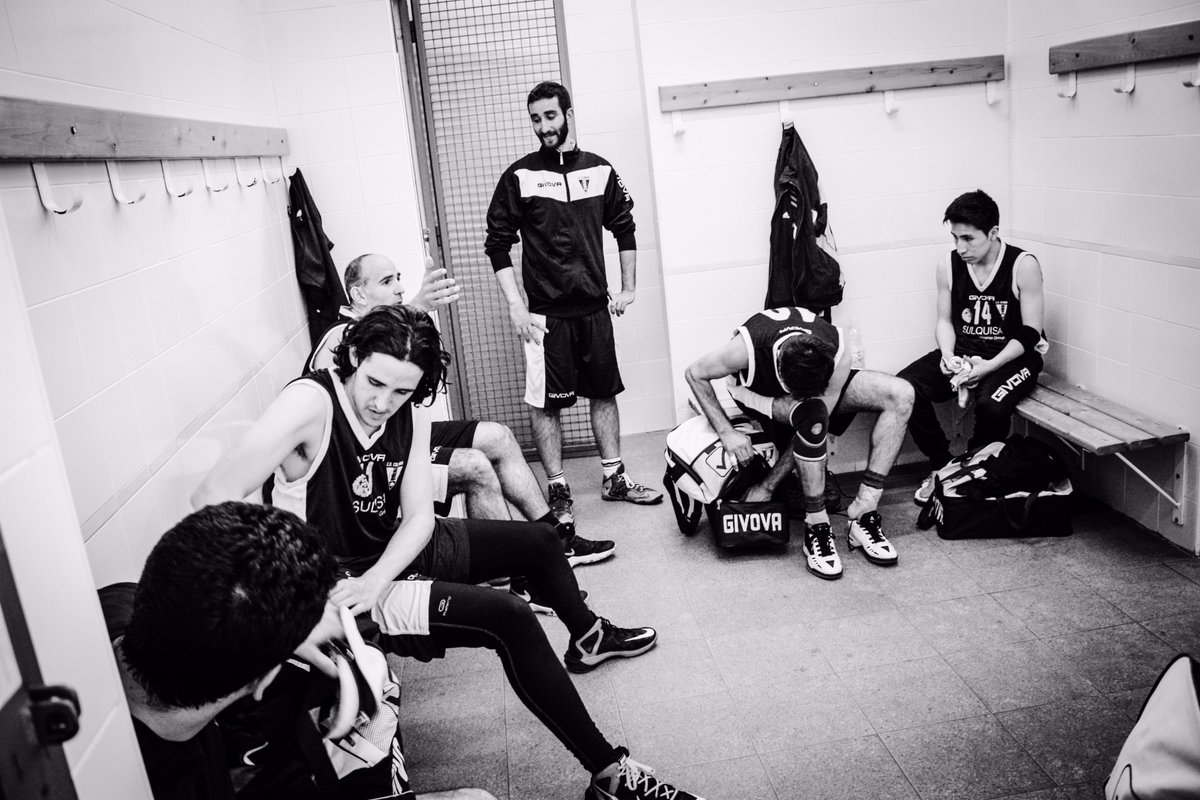 BasketColmenar's tweet photo. VICTORIA!!!!!! Ganamos el primer partido de la fase C1 contra @ATLETICOLOECHES 46 - 56!!!!! @aytocdo_deporte @SpartanColmenar  #VAMOS!!!!! https://t.co/rJr4zoEOJe