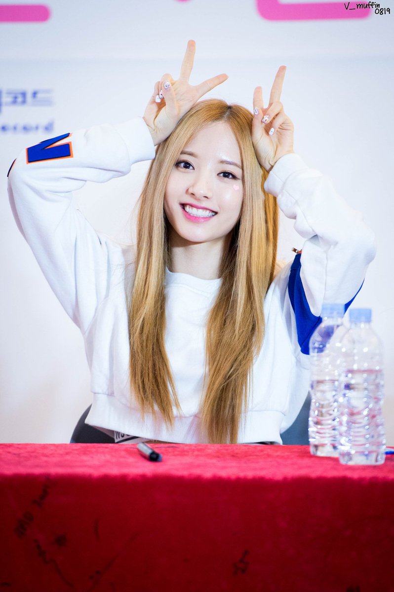 0819pics's tweet photo. ♡ 160403
#1년전_오늘의_김보나 #보나 https://t.co/nktunEiGwV