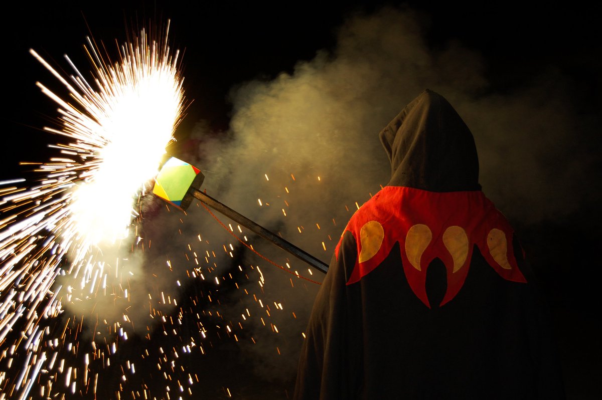 Alguna cosa s'està coent a Manresa... Estigueu atents a les nostres xarxes
#diablesdemanresa #xaldiga #correfoc #carretilla #Manresa