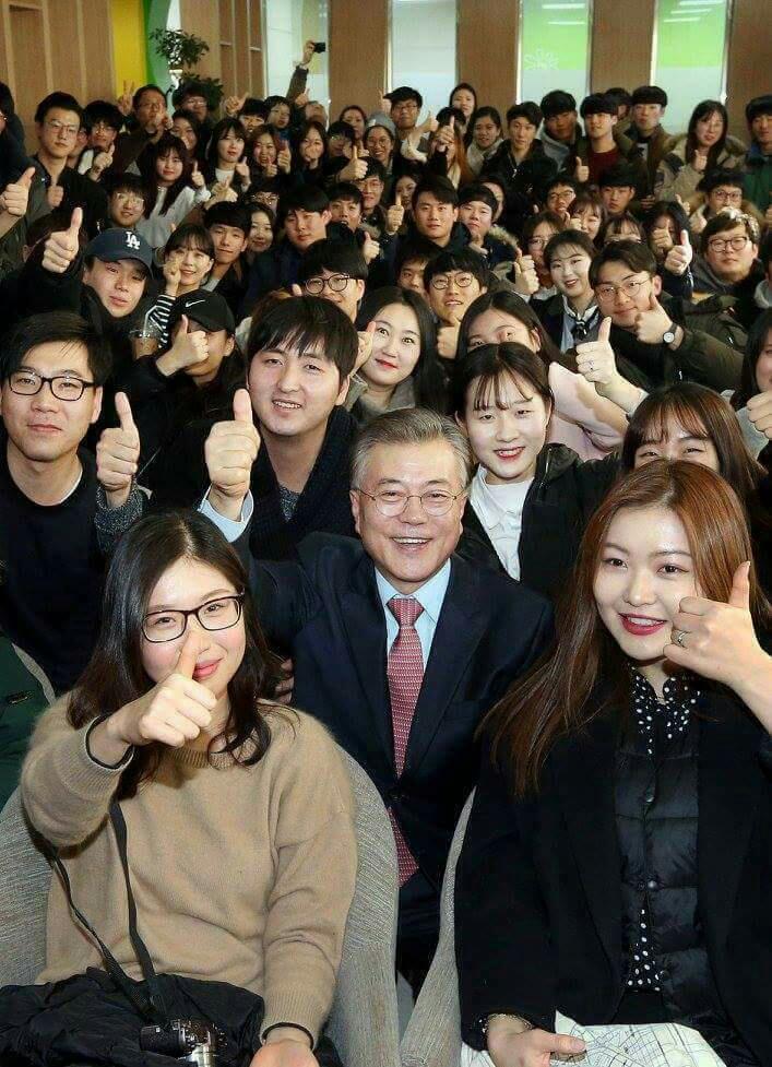 촛불 연대기수 (조국수호 검찰해체)🎗 tweet media