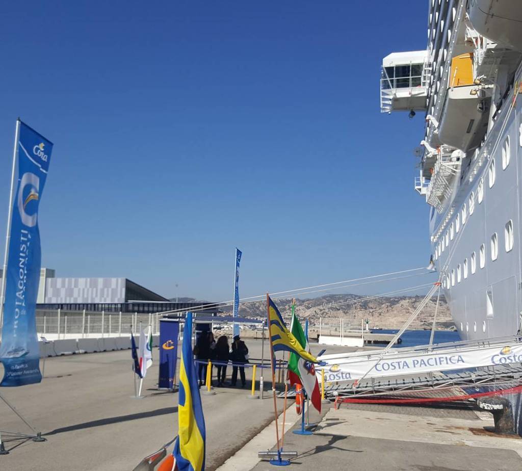 Liveboatcruises's tweet photo. #CostaPacifica #costacruisesofficial #ProtagonistidelMare #protagonistidelmare2017 #costaevents #specialevent #twi… https://t.co/KWnJ6y5os6 https://t.co/llGYtRiPfr