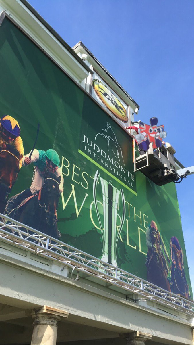 Jigsawsignage's tweet photo. Jigsaw Jack has decided to help putting the @JuddmonteFarms banner up @yorkracecourse #novertigo 👍🏻👍🏻 https://t.co/6cMuS60Mbg
