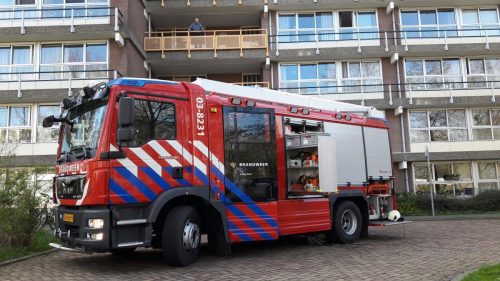 Bekijk: Brand in flat in Assen | Het laatste nieuws altijd het eerst..: nudrenthe.nl/brand-in-flat-…